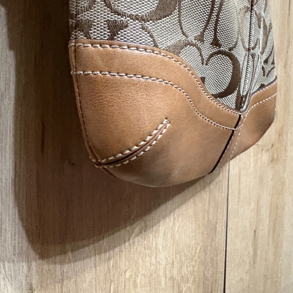 Coach Signature Tan Brown Jacquard Leather Y2K Shoulder Bag Purse with hangtag - Picture 6 of 15